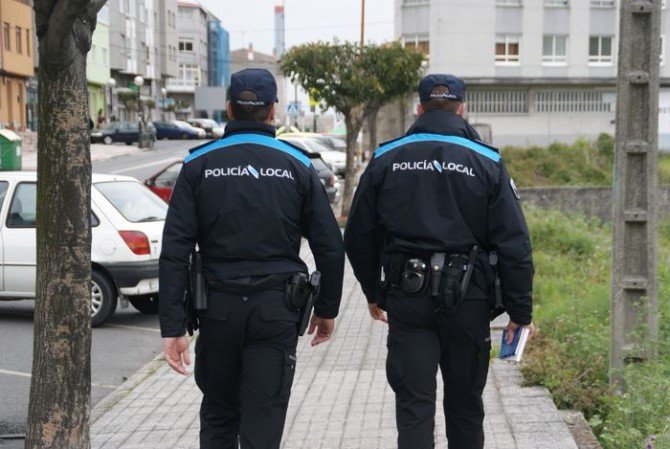O BNG pide medidas para aplicar a normativa sobre pulo da lingua galega na Policía.