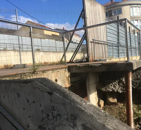 &bull;	O centro social de Barrionovo, ao car&oacute;n da praza, vese afectado por esta situaci&oacute;n lament&aacute;bel.